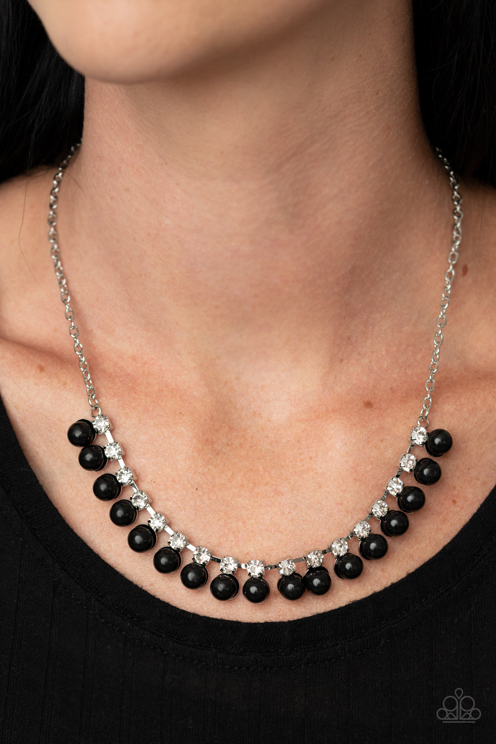 Frozen in TIMELESS - Black Necklace 