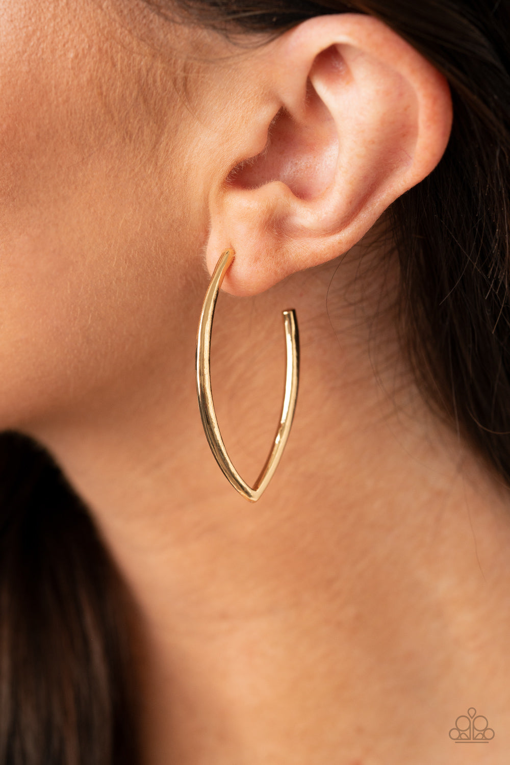 Point-Blank Beautiful - Gold Hoop Earrings 