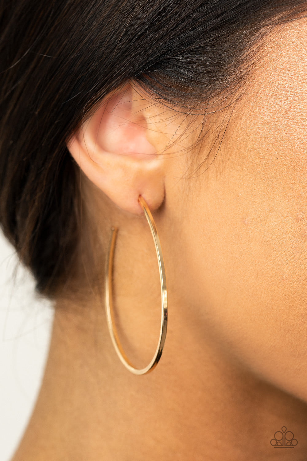 Cool Curves - Gold Hoop Earrings 