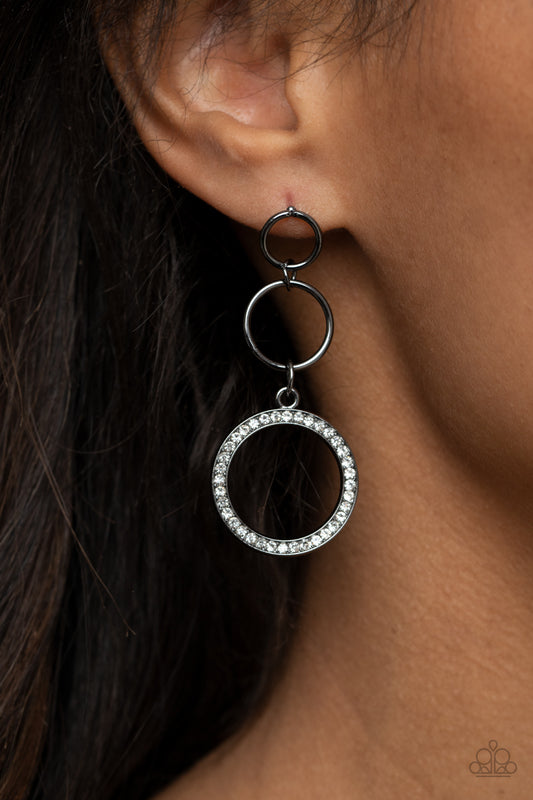 Paparazzi Rule-Breaking Radiance - Black Post Earrings 