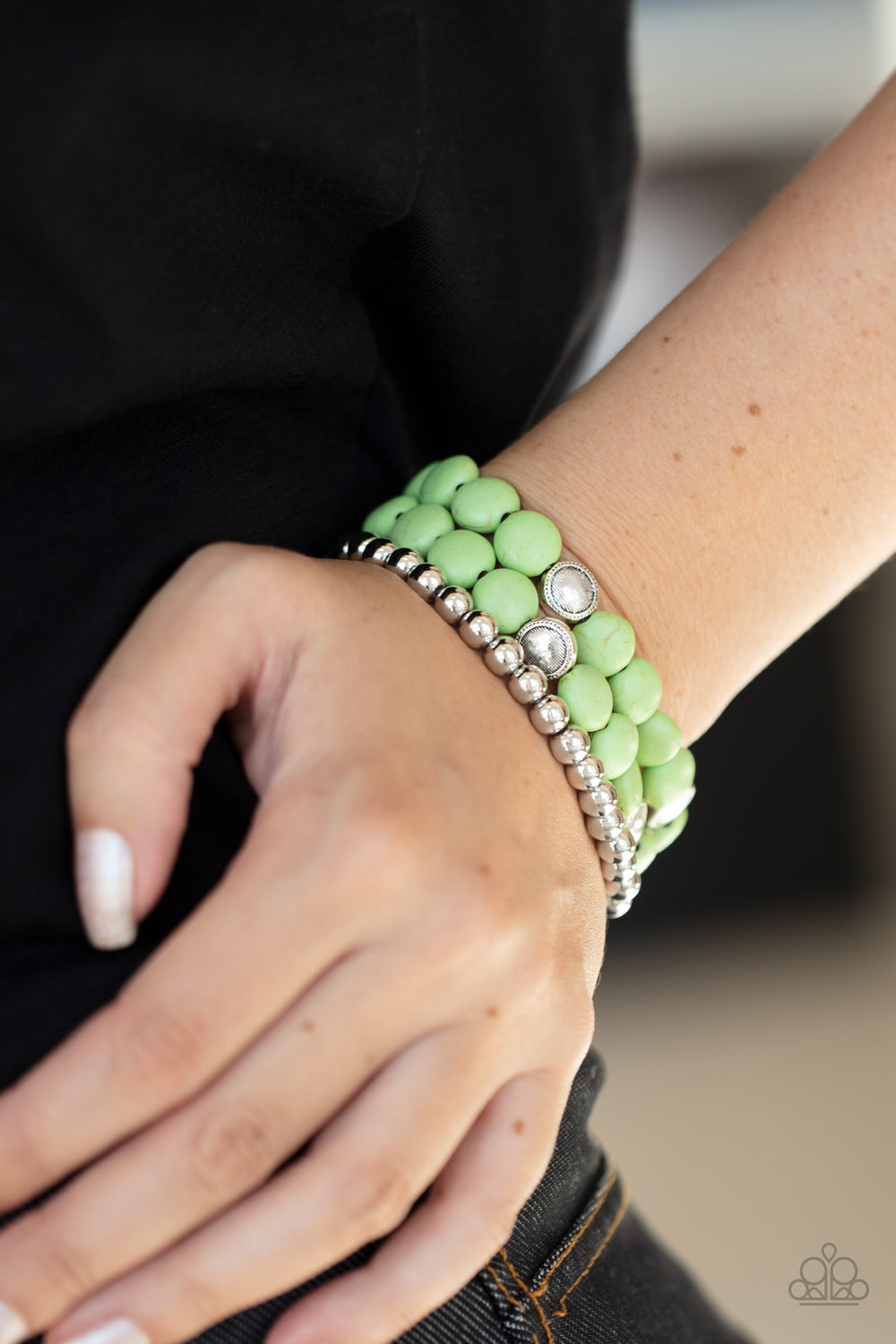 Paparazzi Desert Verbena - Green Bracelet 