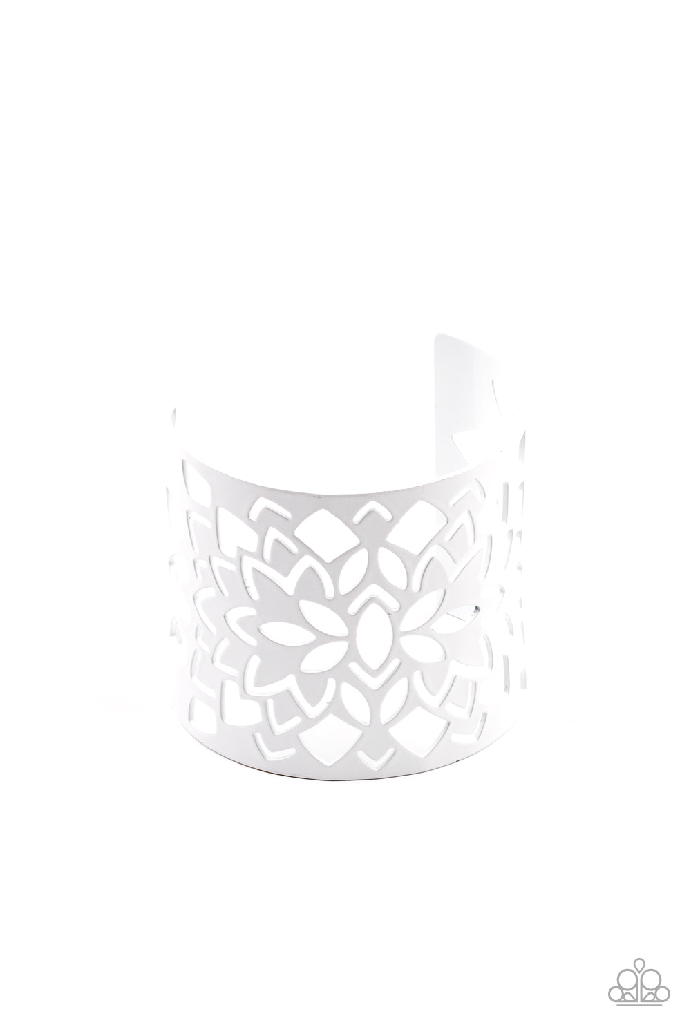 Hacienda Hotspot - White Bracelet