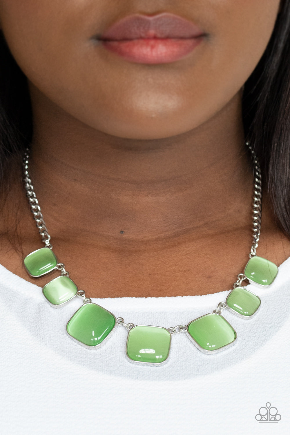 Paparazzi Aura Allure - Green Necklace 