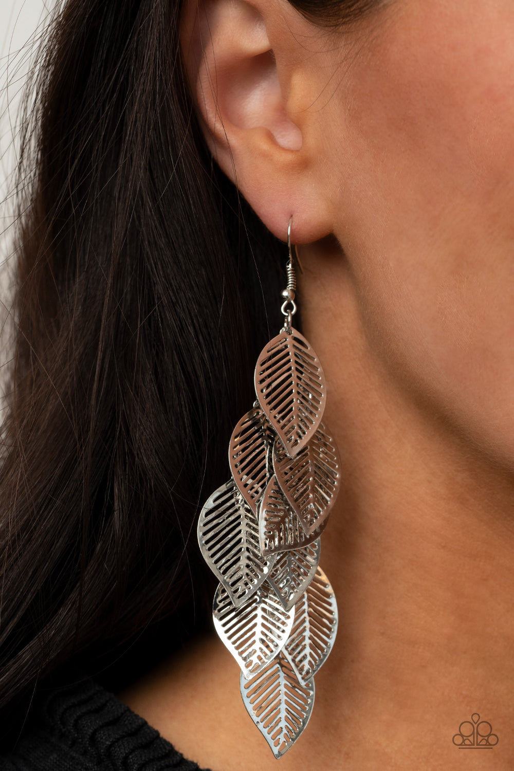 Paparazzi Limitlessly Leafy - Silver Earrings 