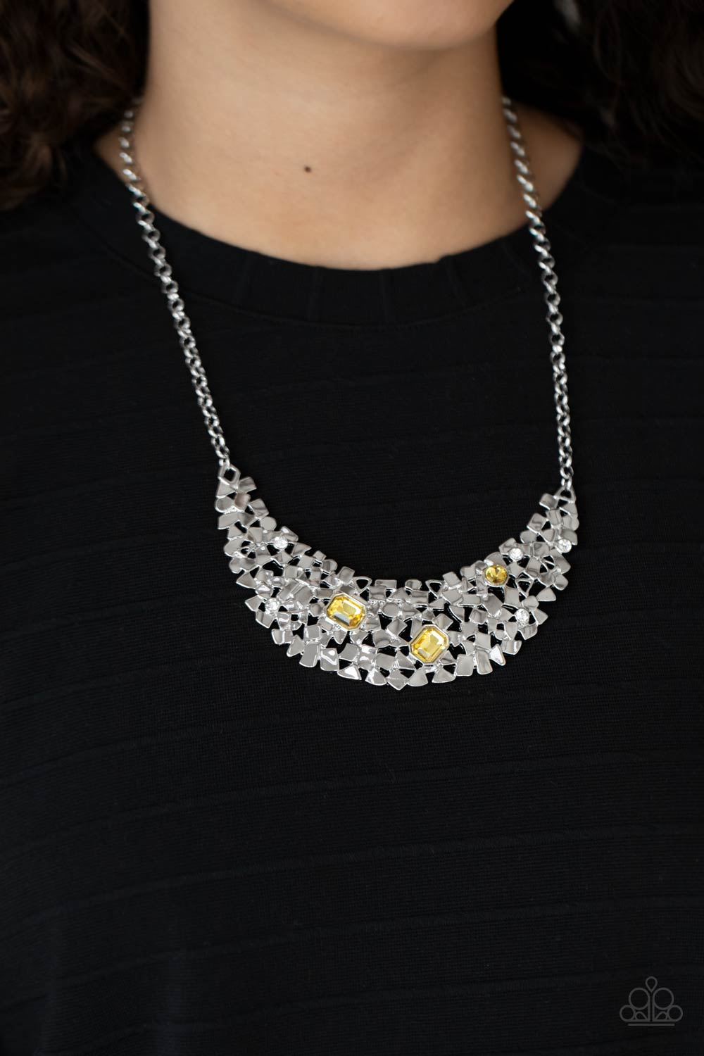 Paparazzi Fabulously Fragmented - Yellow Necklace 