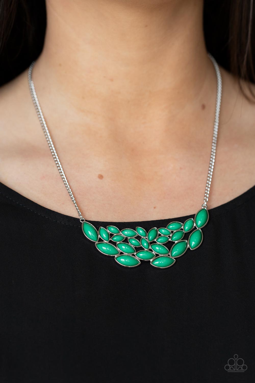 Eden Escape - Green Necklace 