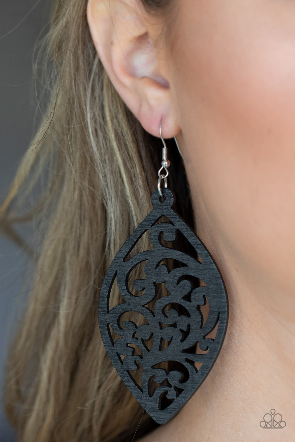 Coral Garden - Black Earring