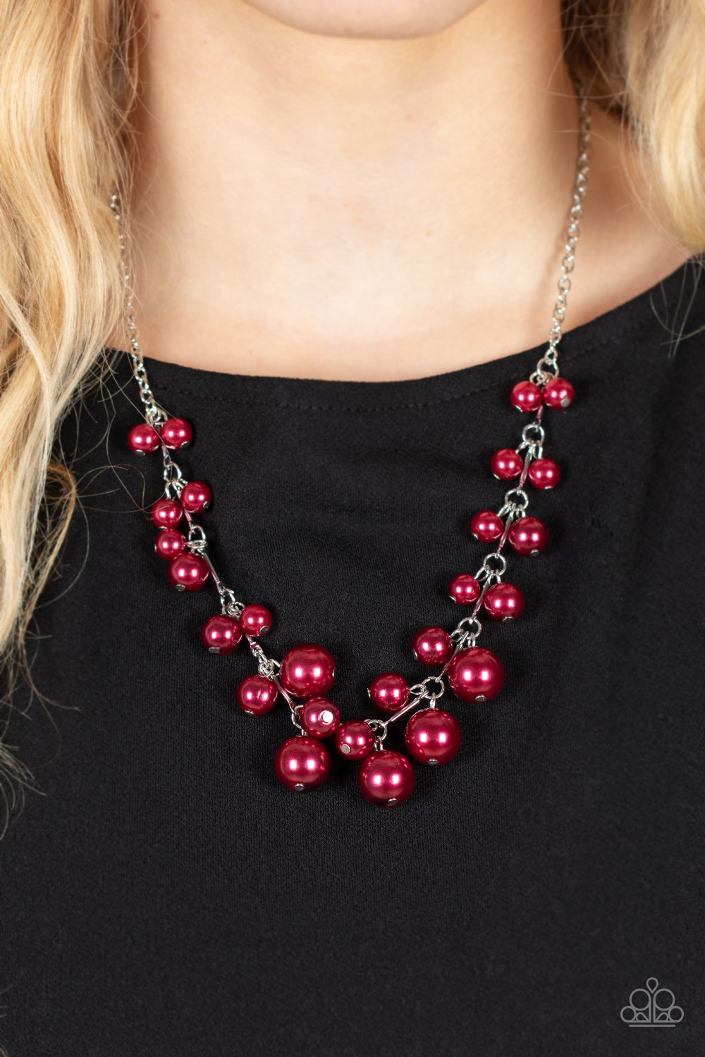 Tearoom Gossip - Red Necklace 