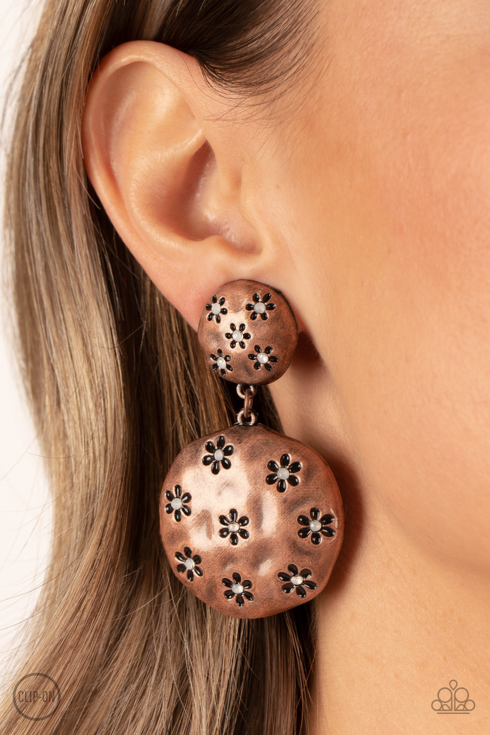 Paparazzi Industrial Fairytale - Copper Clip On Earring