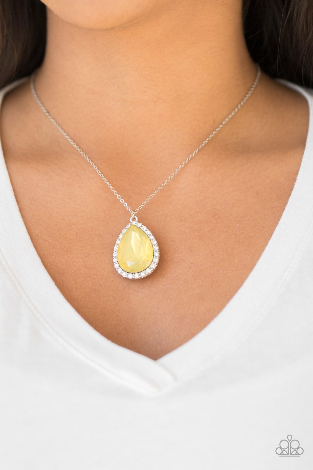 Paparazzi Come Of AGELESS - Yellow Necklace