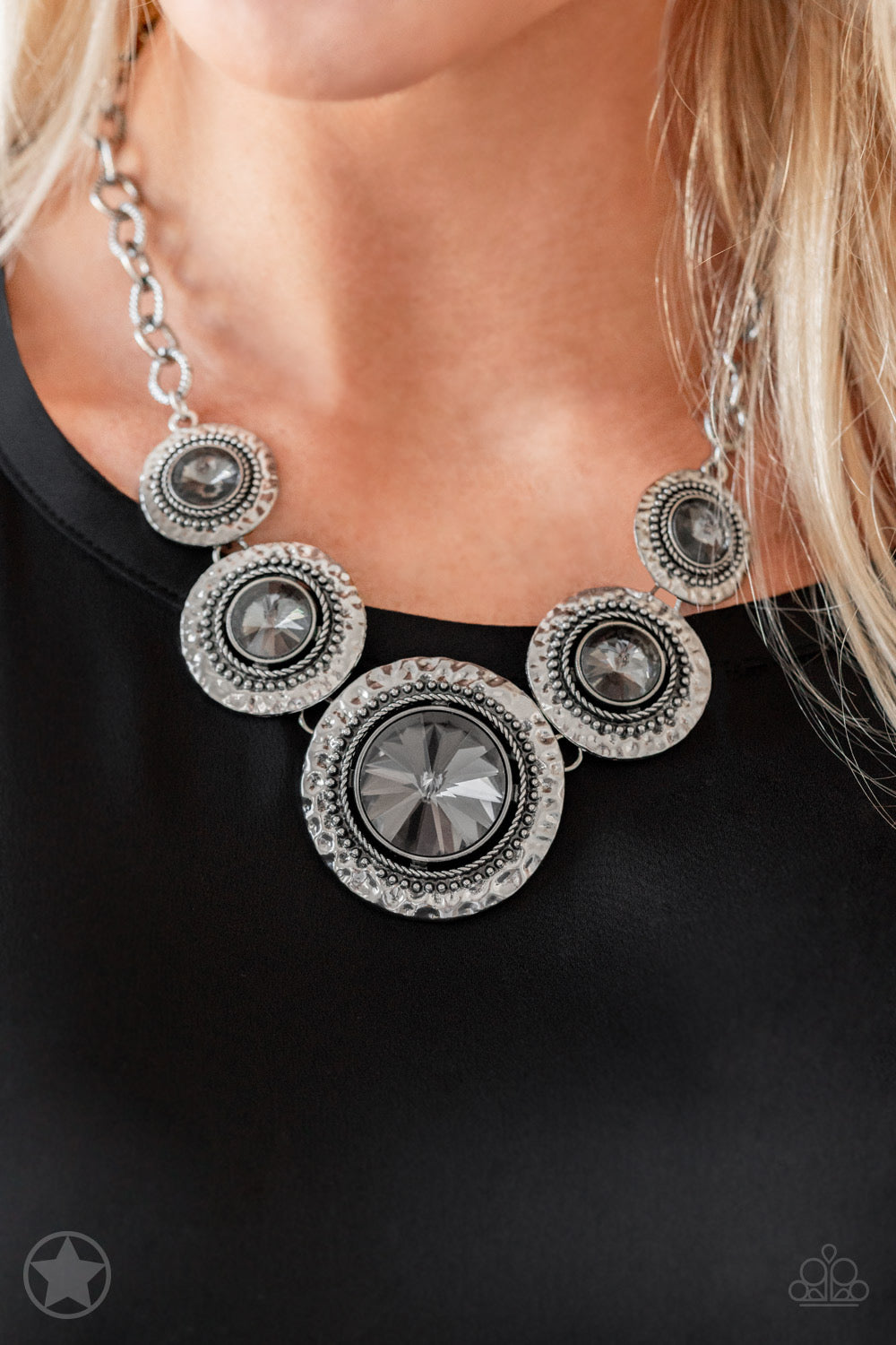 Paparazzi Global Glamour - Silver Necklace - Kingdom Bling Showroom