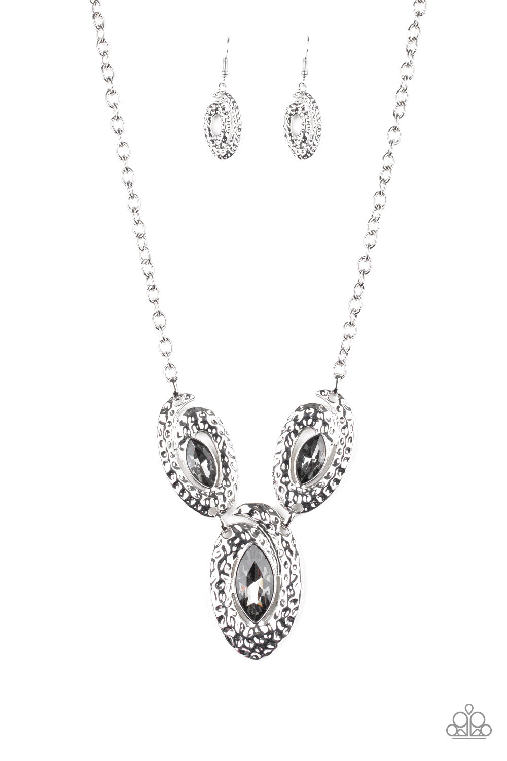 Paparazzi Metro Mystique - Silver Necklace - Kingdom Bling Showroom