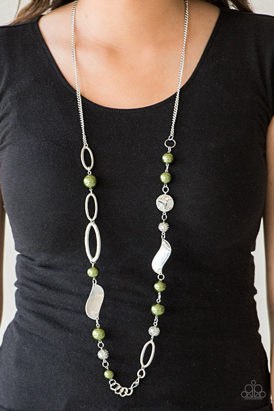 Paparazzi All About Me - Green Necklace