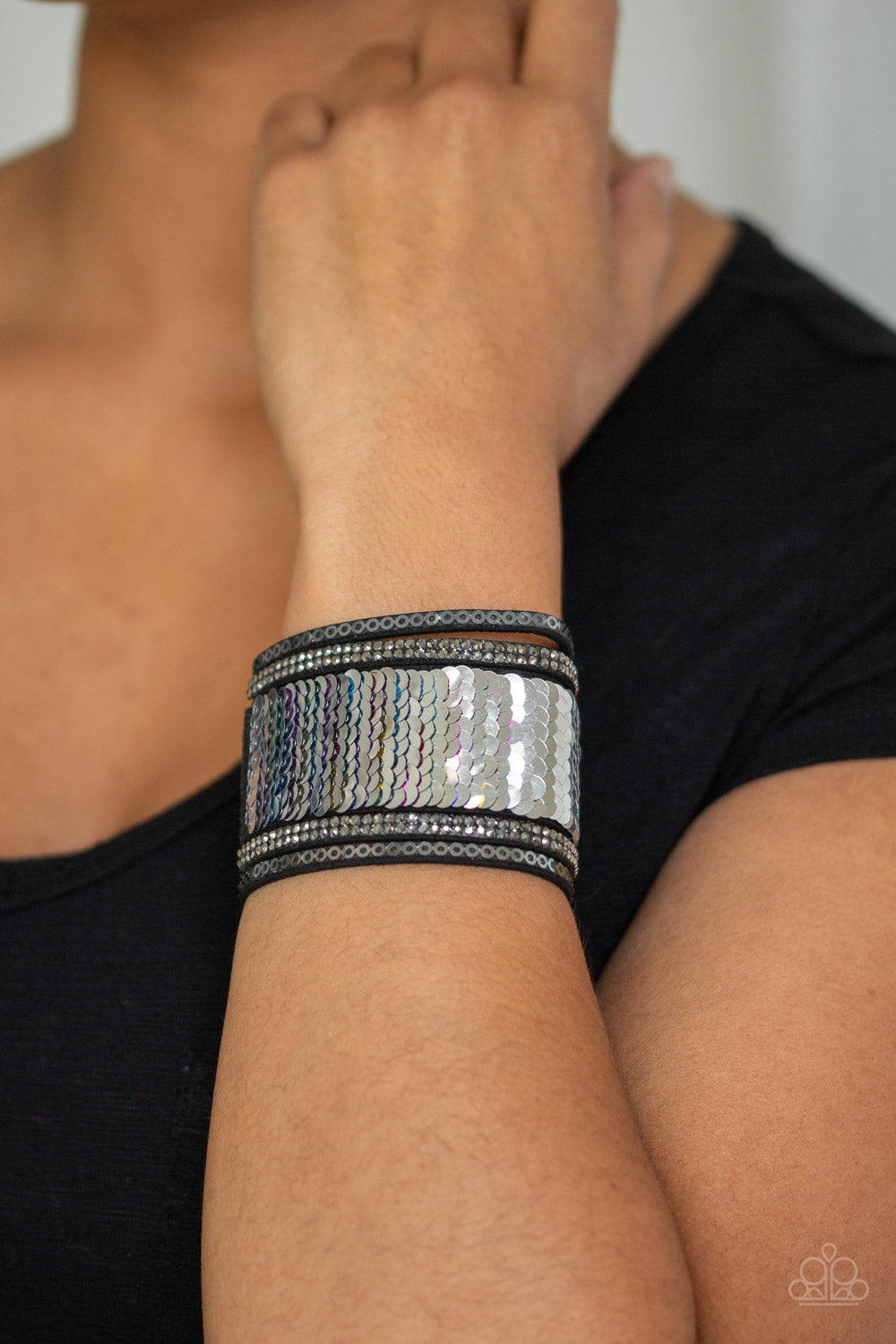 Paparazzi Heads Or MERMAID Tails - Multi Urban Bracelet 