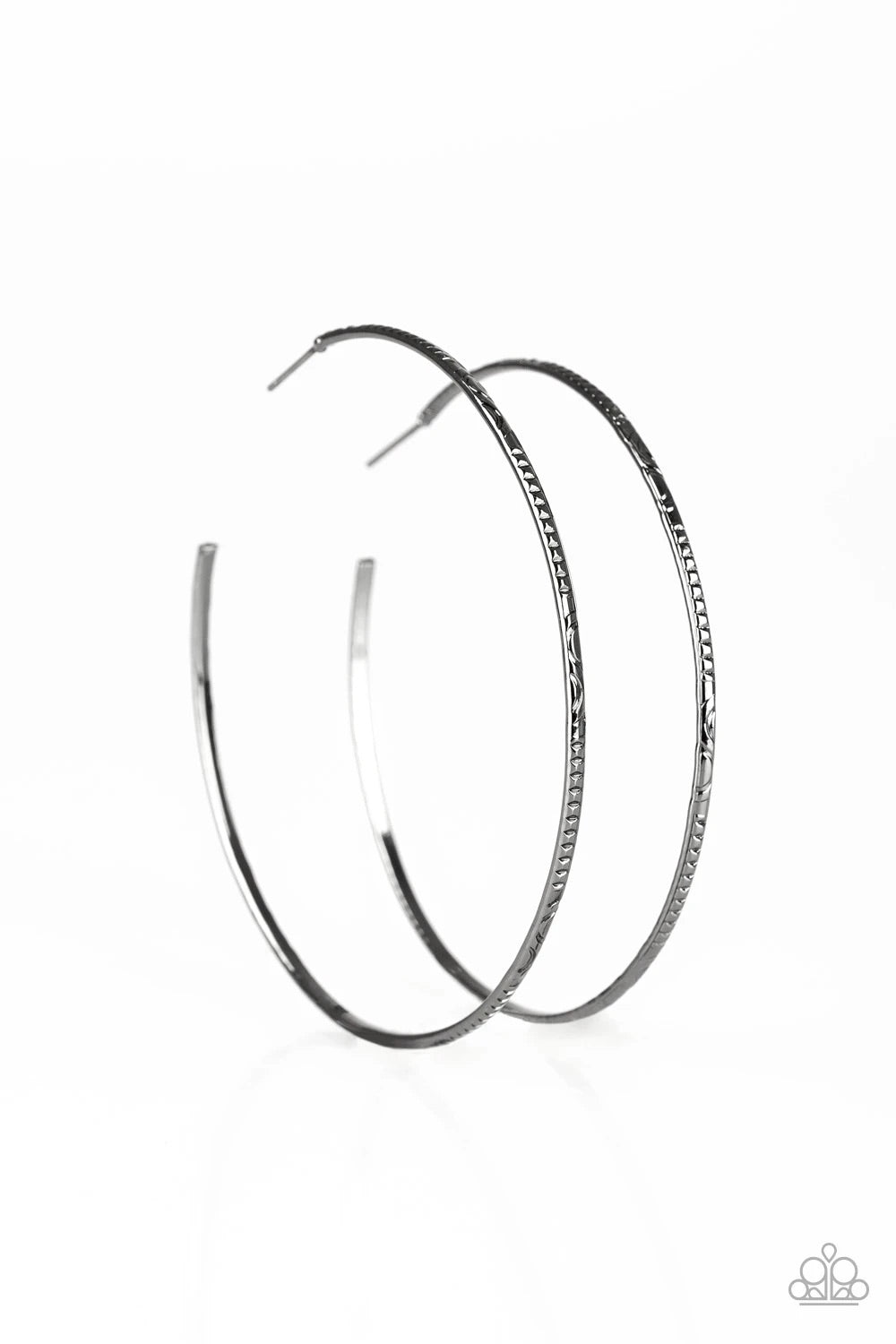 Sleek Fleek - Black Hoops Earrings