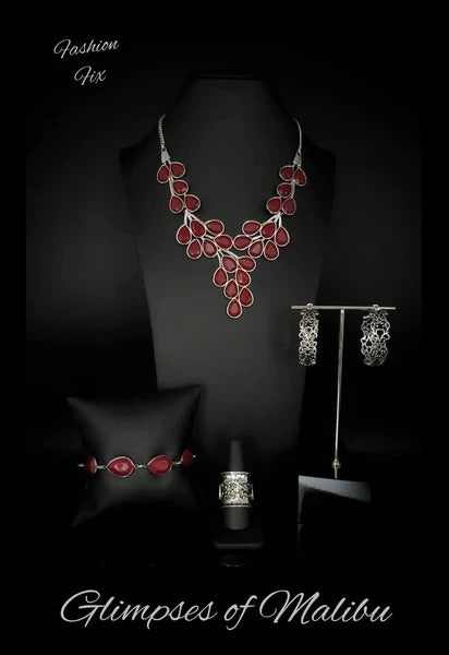 Glimpses of Malibu - Complete Trend Blend - December 2020 Fashion Fix