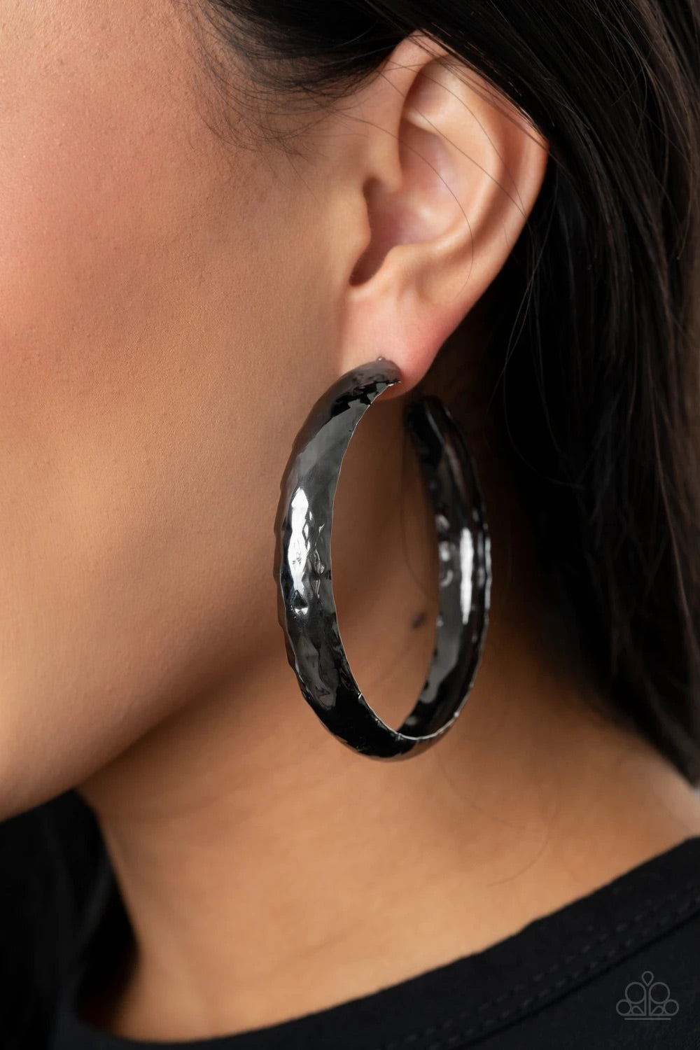 Paparazzi Check Out These Curves - Black Hoop Earrings