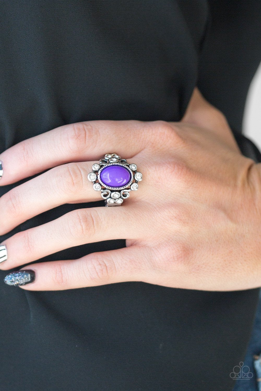 Paparazzi Noticeably Notable - purple ring