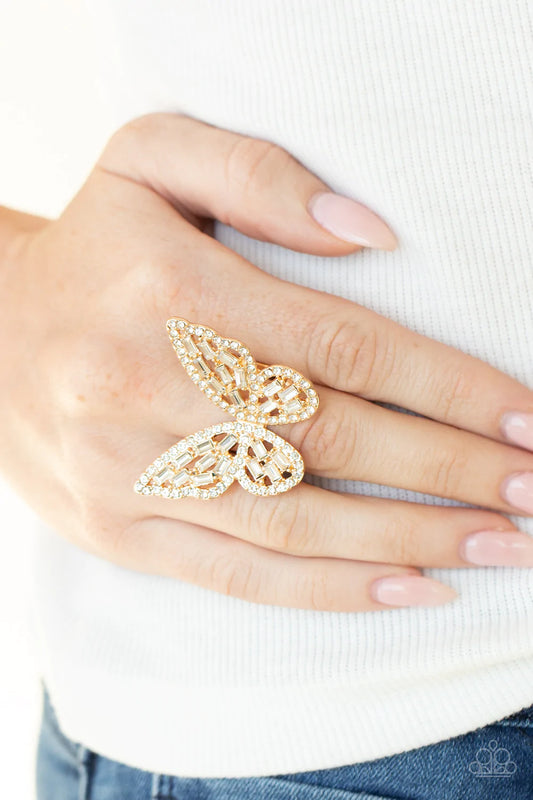 Paparazzi Flauntable Flutter - Gold Ring