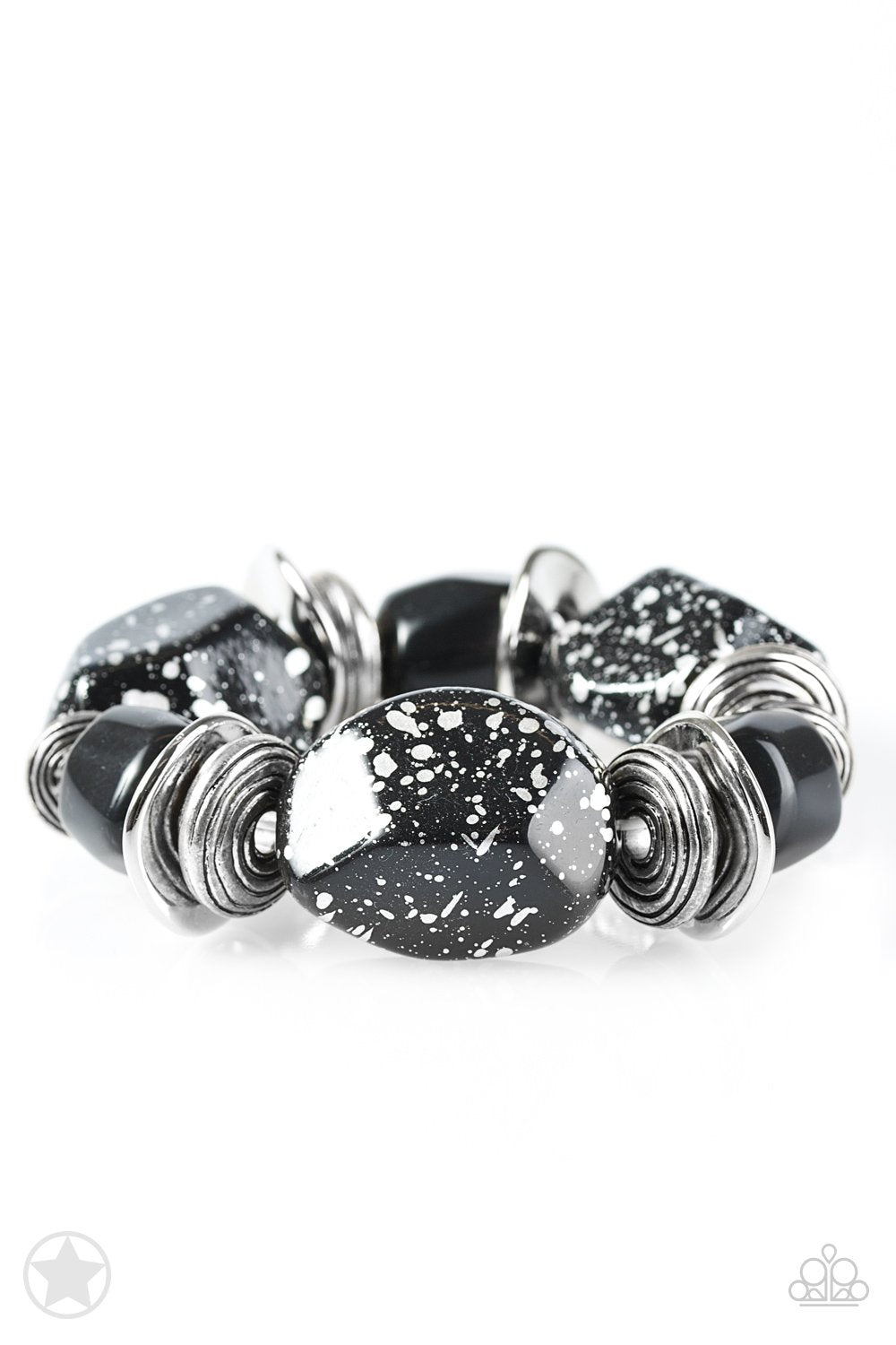 Paparazzi Glaze of Glory - Black Blockbuster Bracelet 