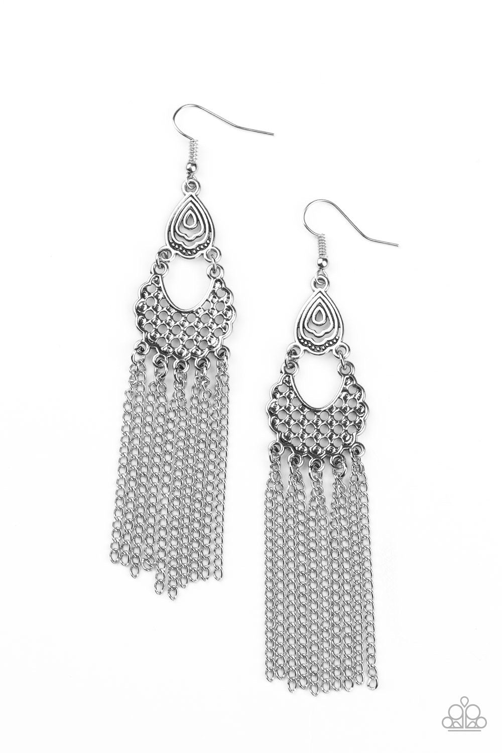 Paparazzi Insane Chain - Silver Earrings 