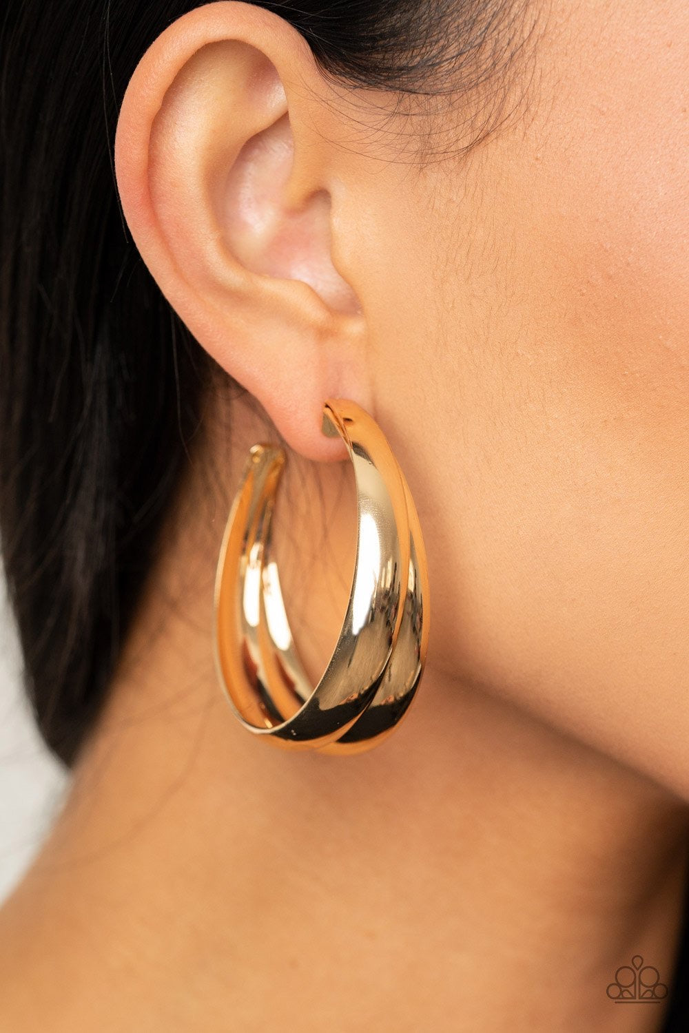 Paparazzi Colossal Curves - Gold Hoop Earrings 